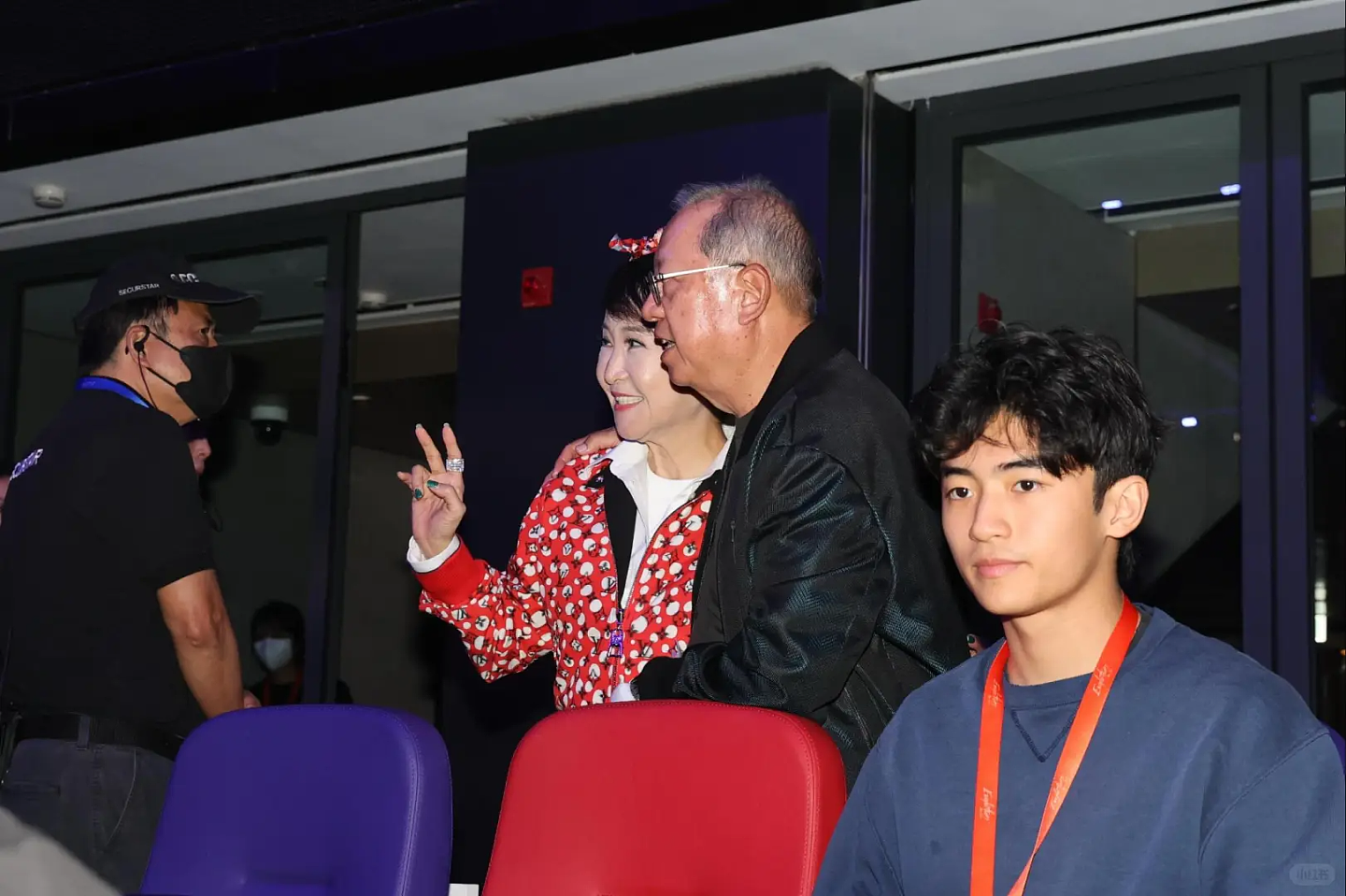 又一位星二代“整容式逆袭”，19岁帅成180cm肌肉男神，果然胖子都是潜力股（组图） - 12