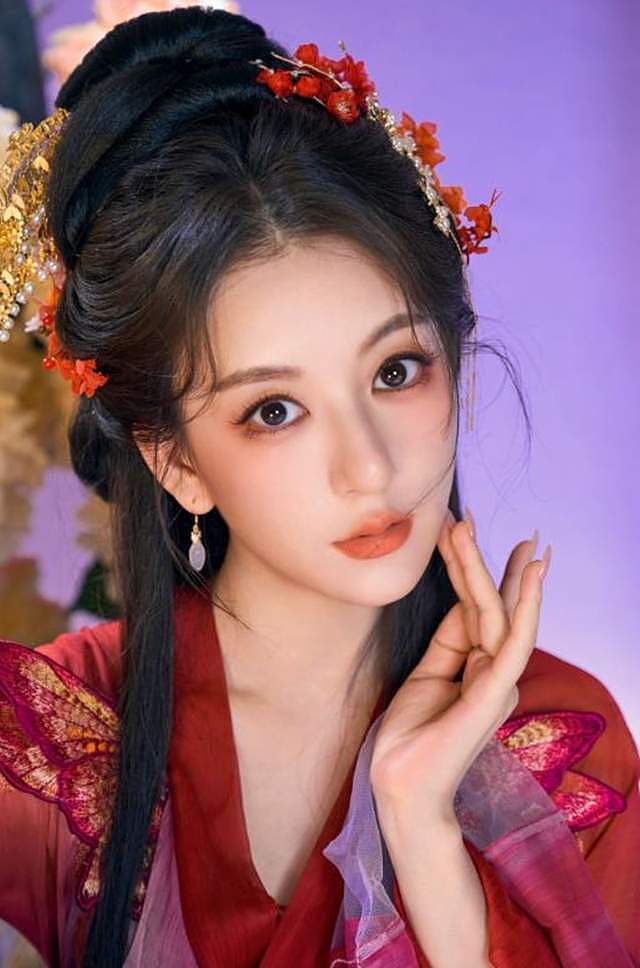 方媛素颜带娃皮肤好水灵,穿牛仔裤显胯宽,透露前2胎1年才恢复(组图) - 8