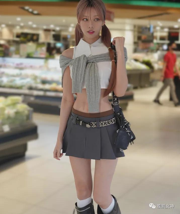 【美女】李元玲的腰：夺命的刀！果真健身的妹子就是不一样（组图） - 10