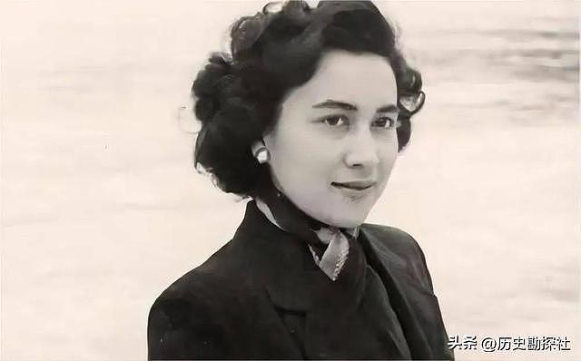 赌王最狠太太蓝琼缨真实样貌，坐拥400亿家产，制胜手段堪比甄嬛（组图） - 25
