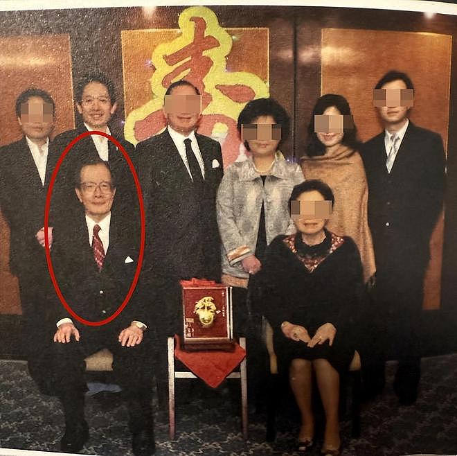 向华强大哥向华炎去世，曾是新义安第二代话事人，侄子曝去世细节（组图） - 10