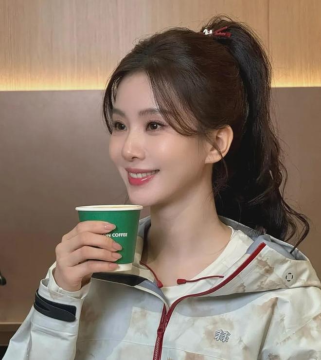刘诗诗生图状态太好！跟吴奇隆婚姻找到平衡点，男方主内照顾家庭（组图） - 3