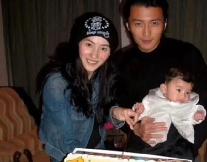 谢振轩，终为父母的失败婚姻买了单，谢霆锋的上亿家产也难抚伤痛（组图） - 2