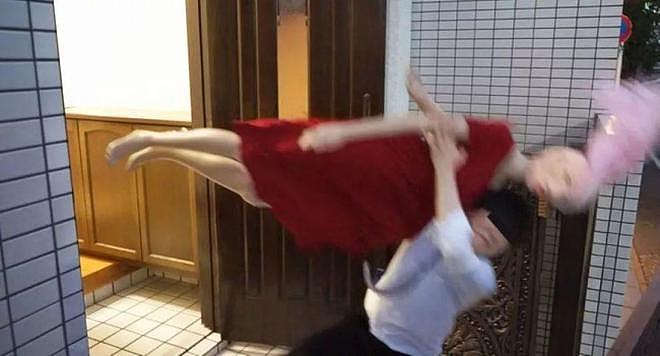 【两性】18禁：如何自制一个“美女娃娃”（组图） - 33