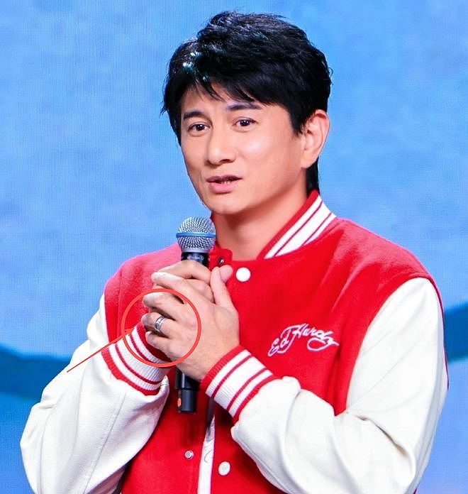 刘诗诗生图状态太好！跟吴奇隆婚姻找到平衡点，男方主内照顾家庭（组图） - 16