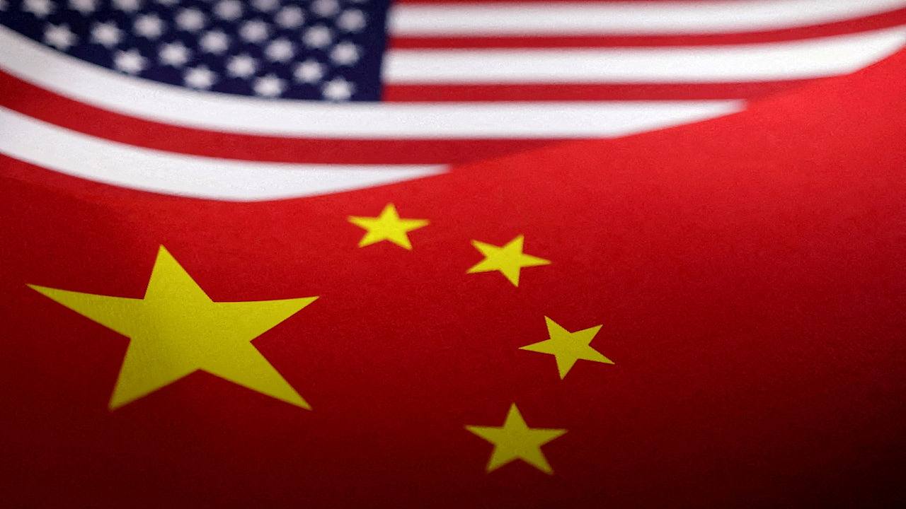 美国拟2027年中起对中国进口晶片加征关税,北京:损人害己(组图) - 1