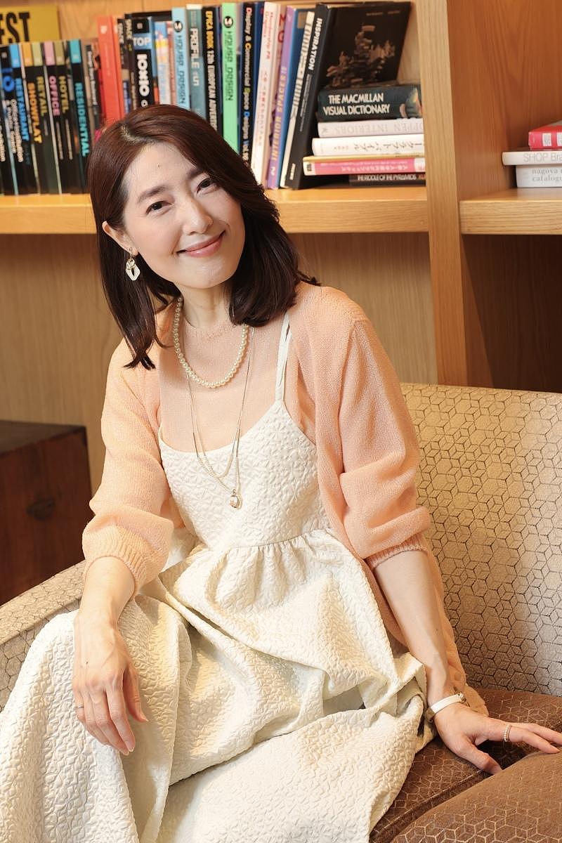 “最美潘金莲”杨思敏斩24年恋情，败在有名无分（组图） - 1