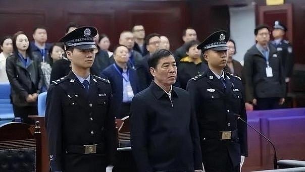 足坛反腐正式收官！18人被判刑涉案3.2亿，李铁王小平最顽固未减刑（组图） - 2