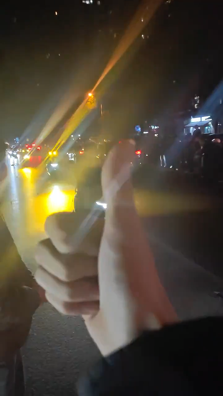 长沙合能璞丽小区外卖骑手抗议始末(视频/组图) - 9