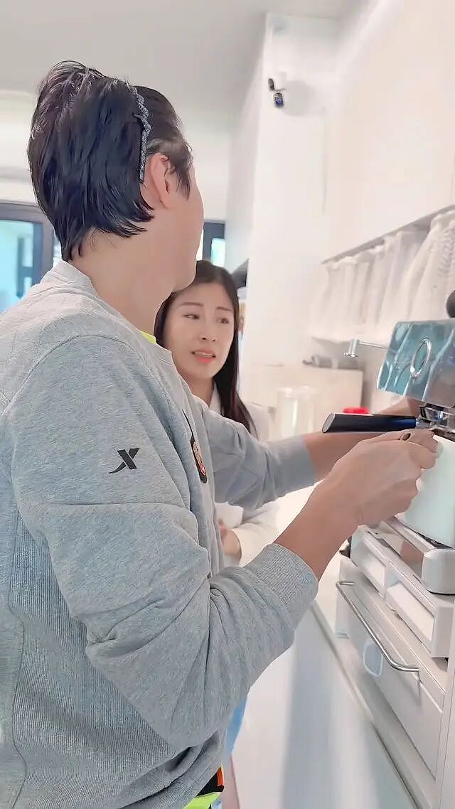 知名港星夫妇卖掉香港2000尺豪宅,宣布移居深圳生活(组图) - 3