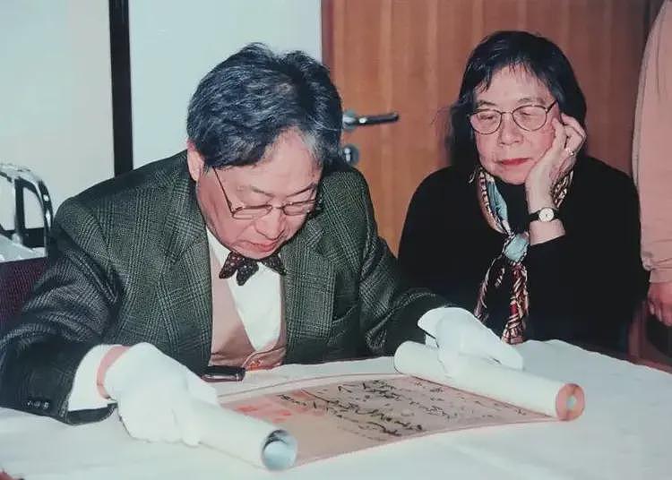 南京博物院文物盗窃事件,让很多人不再骂把文物捐给美国的翁万戈(组图) - 1