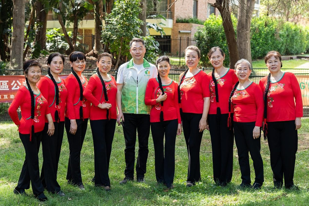 圣诞不止庆祝 - [你好社区]捐赠3000澳币致敬Bondi事件中英勇阻止枪手的遇难夫妇（组图） - 22