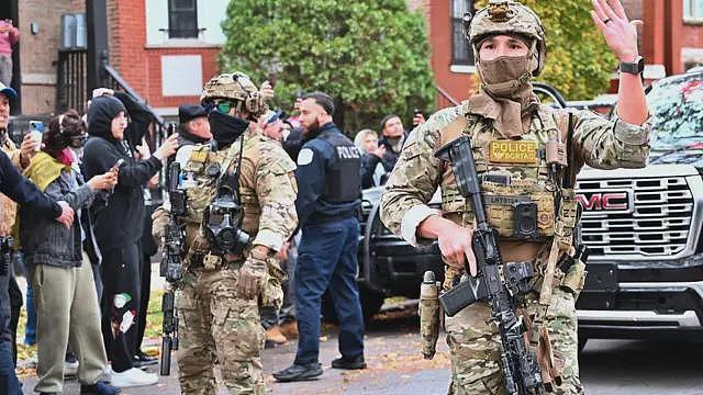 外媒：移民争议导致美籍教宗与美国政府走向决裂（组图） - 2