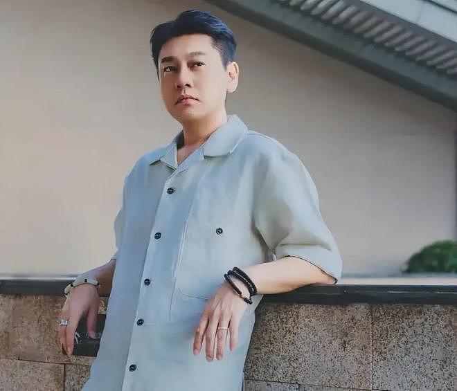 五月天立场再遭质疑!朱孝天称他们拒绝统一声明,还往海外洗钱(组图) - 1