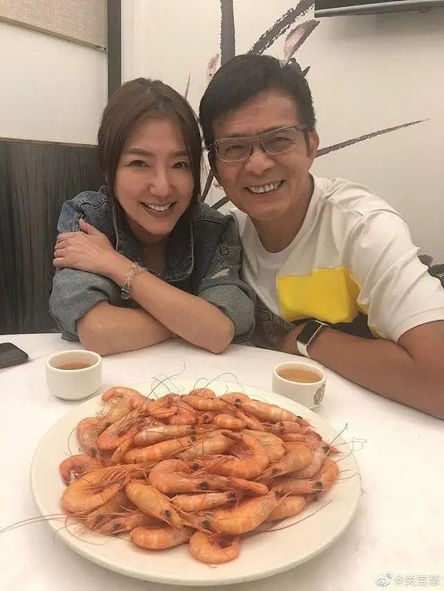 64岁香港知名男星疑有新恋情！丧偶已有5年（组图） - 4