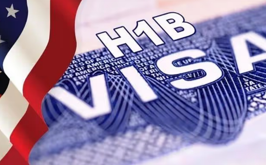 H-1B大洗牌!美国宣布取消抽签,低薪岗位恐被全面清出(组图) - 2