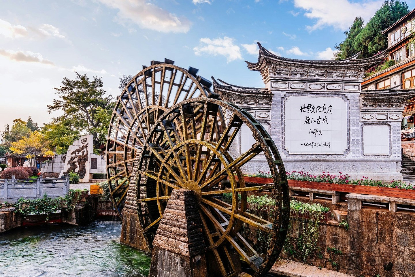 云南丽江起诉小红书!因“避雷帖”损失500万,要求公开道歉(组图) - 5
