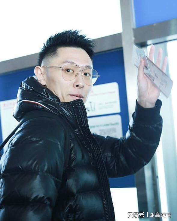 扫地出门，俩儿子被婆家“控制”？张嘉倪官宣喜讯，彻底打脸买超（组图） - 41
