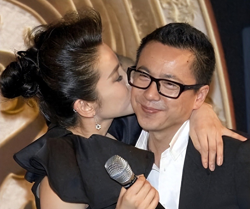 李冰冰成“四旦双冰”最大赢家？小镇老师逆袭，未婚无娃又狠又飒（组图） - 16