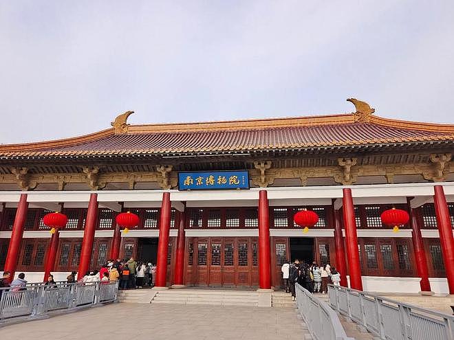 百年庞家故事大揭秘:他们为何不选择离开大陆?(组图) - 16