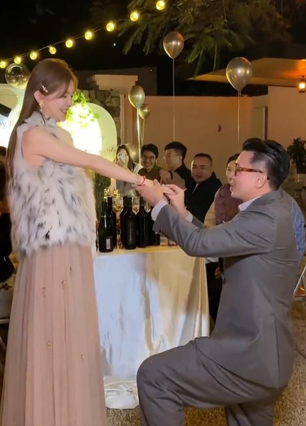 赵樱子发布被蒋毅求婚视频,网友:是不是抄了韩安冉的剧本了?(组图) - 6