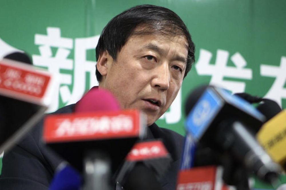 住90平方米宿舍+偶尔喝次茅台！中国足协原高官王小平受贿背后：至今无子女，爱养流浪猫（组图） - 3