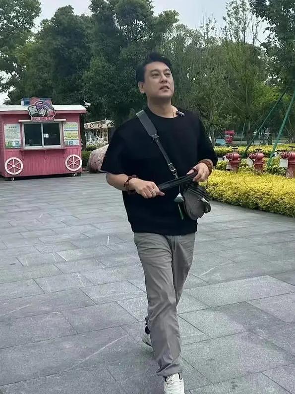 太狂了！朱孝天内涵五月天后，被挖出他和贾玲之间的那点“秘密”（组图） - 10