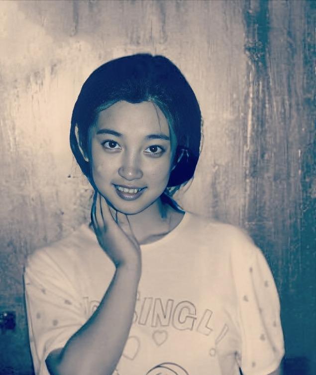 李冰冰成“四旦双冰”最大赢家？小镇老师逆袭，未婚无娃又狠又飒（组图） - 7