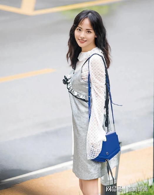 扫地出门，俩儿子被婆家“控制”？张嘉倪官宣喜讯，彻底打脸买超（组图） - 44