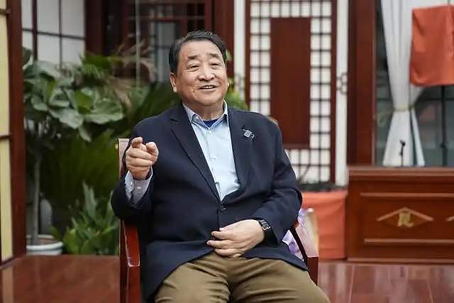 姜昆一方回应！辟谣在美国过圣诞节，视频为拼接，人在国内录节目（组图） - 1