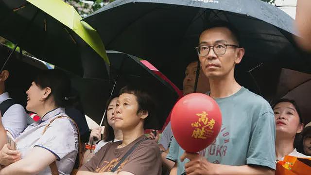 外媒：快速吸粉近200万的抖音号背后，“电子爸妈”让中国Z世代迷上别样的家庭（组图） - 4