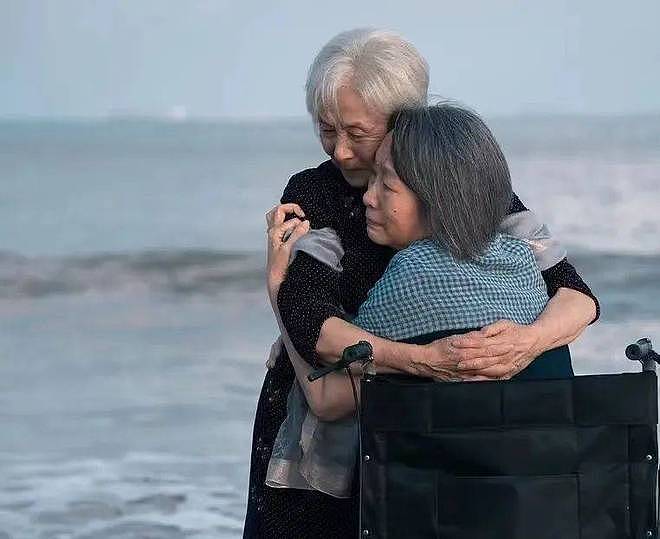 200万中国老人隐秘的性与爱江湖:七旬老人撩骚多个女性被养老院赶走(组图) - 14