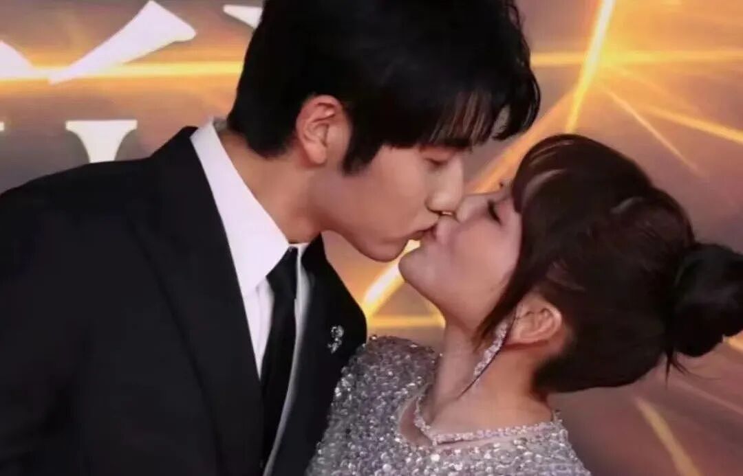金莎孙丞潇冰岛求婚视频曝光，网友：最不看好你，偏偏你最争气（组图） - 33