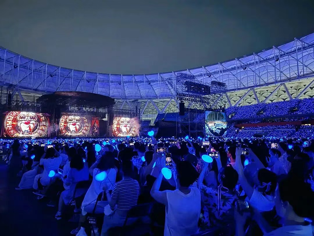 “富养自己”爆火!2025年十大网红风口,让中国年轻人花爽了(组图) - 3