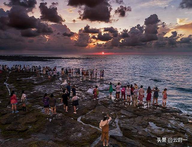 东北人撤离三亚成潮，压垮他们的是生活现实（组图） - 9