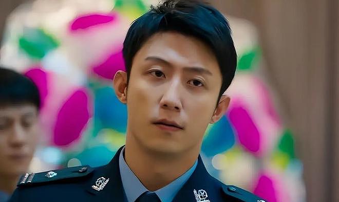 罚罪2:黄景瑜演技被张桐吊打,却赢在长相,男明星颜值太重要(组图) - 5
