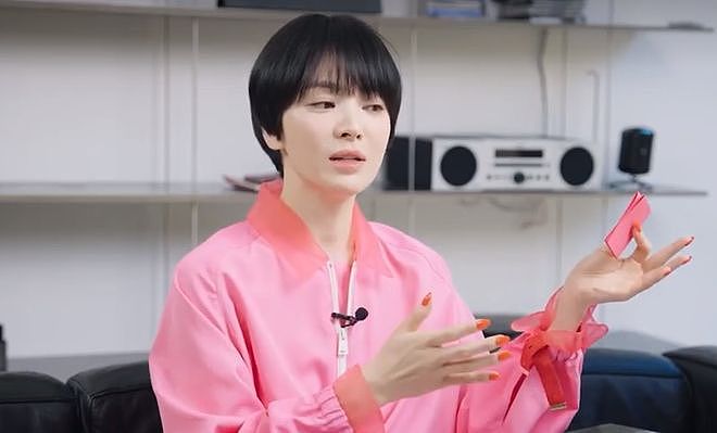 宋慧乔采访视频释出：曝喜欢婴儿爽身粉香味，建议粉丝活在当下（组图） - 7
