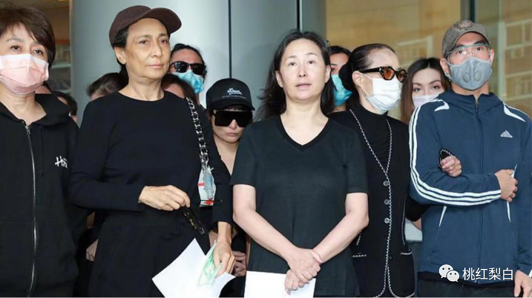 宣布生下私生子！与弟苟且深陷不伦恋，她为钱和亲哥反目成仇？（组图） - 5