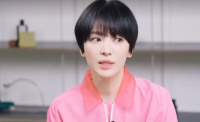 宋慧乔采访视频释出：曝喜欢婴儿爽身粉香味，建议粉丝活在当下（组图） - 5