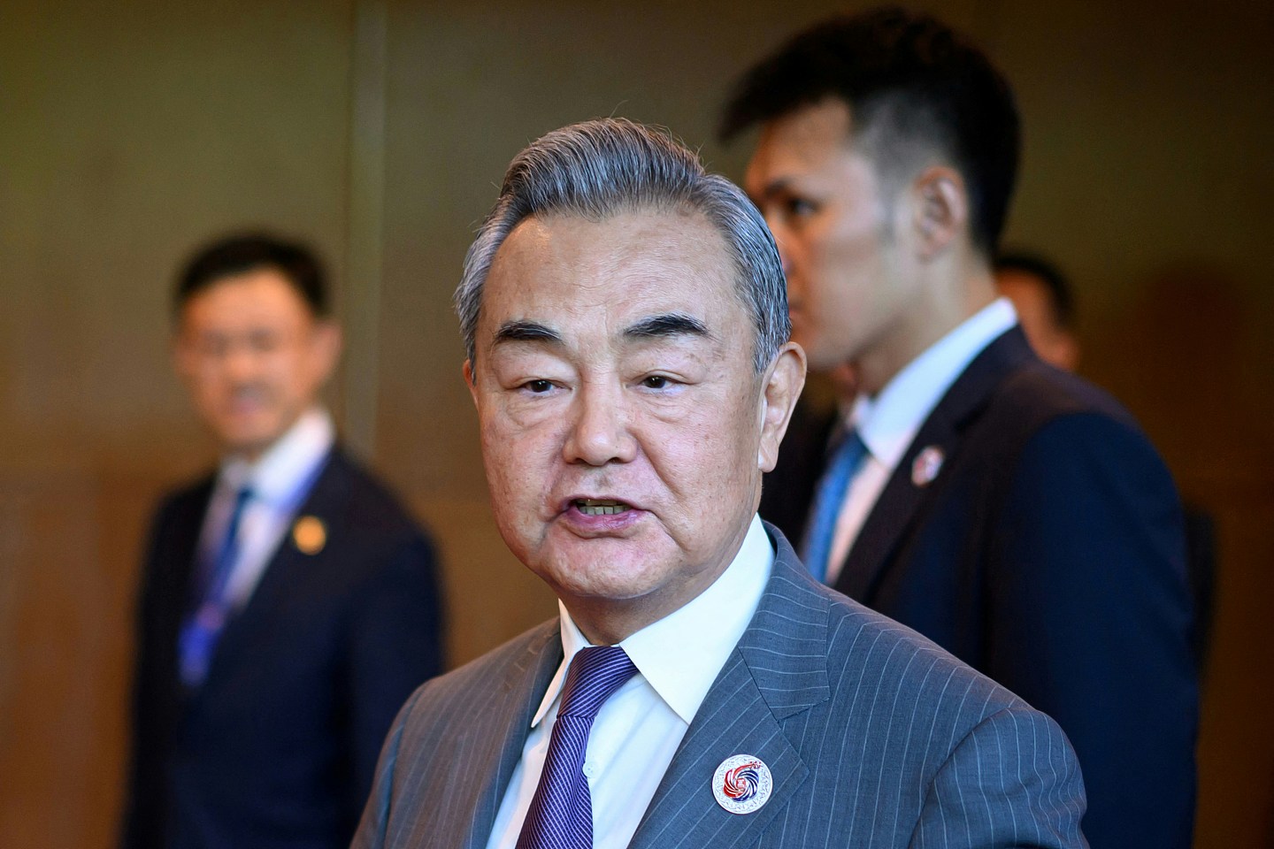 泰国柬埔寨达停火协议!柬方:中国邀两国明赴云南三方会谈(组图) - 2