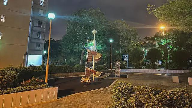 香港宏福苑大火一个月,灾民在安置与搬迁漂流中寻找新家(组图) - 10