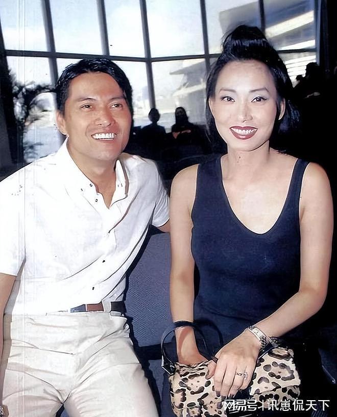 一婚娶周海媚,二婚娶邝美云,三婚娶富婆,70岁仍是“不老男神”(组图) - 11
