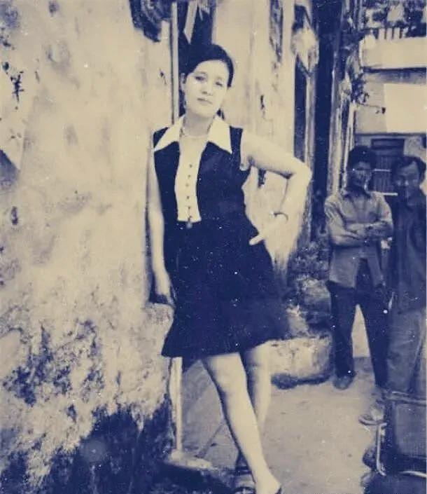90年代中国街头巷尾 “风尘女子”们的旧照（组图） - 4