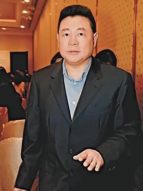 香港史上“最丑小三”，长相平平上不了桌，富豪却上赶着跟她求婚（组图） - 14