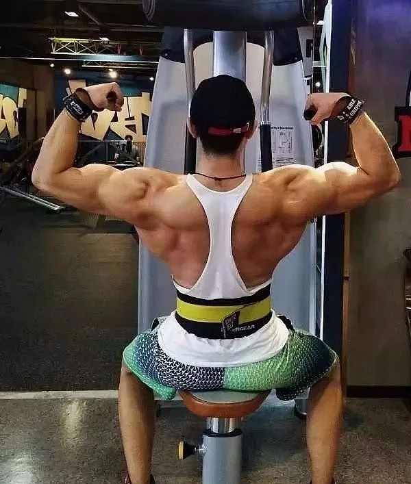 【帅哥】肌肉男“背影杀”，原来可以如此性感！（组图） - 9