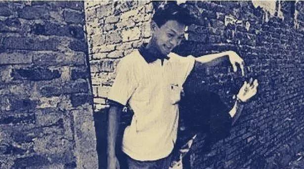90年代中国街头巷尾 “风尘女子”们的旧照（组图） - 16