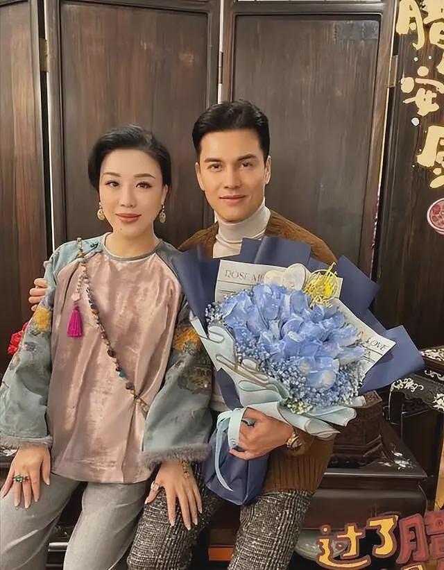 一婚娶周海媚,二婚娶邝美云,三婚娶富婆,70岁的吕良伟仍是“不老男神”(组图) - 16