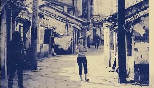 90年代中国街头巷尾 “风尘女子”们的旧照（组图） - 13