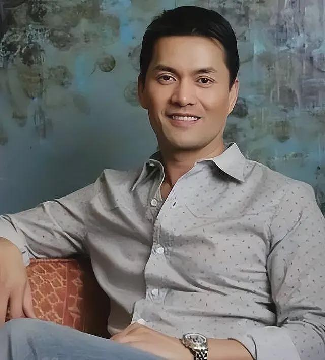 一婚娶周海媚,二婚娶邝美云,三婚娶富婆,70岁的吕良伟仍是“不老男神”(组图) - 4