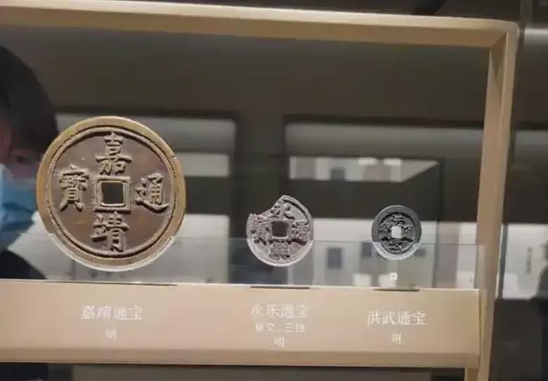 一批人靠文革一夜翻身！抄家仓库的秘密，几十年...（组图） - 1